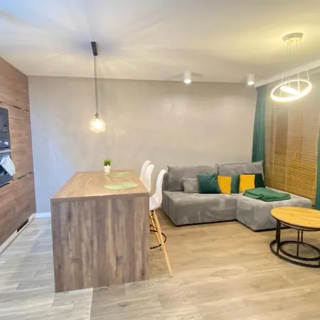 Zlocien Apartamento *